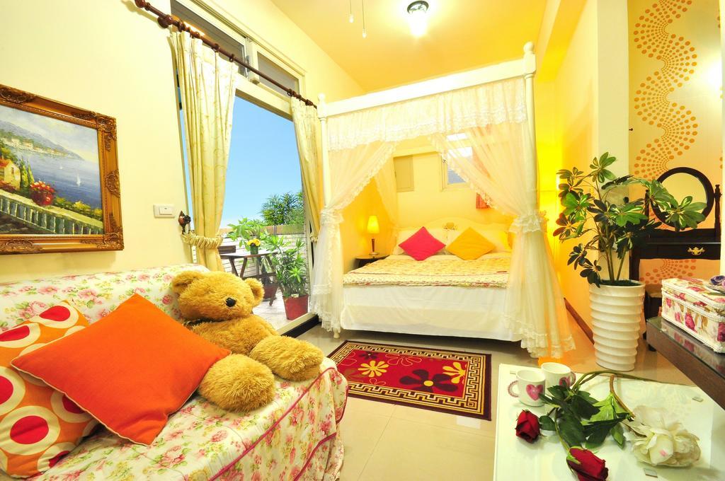 Happy Orange Homestay Yilan Eksteriør bilde