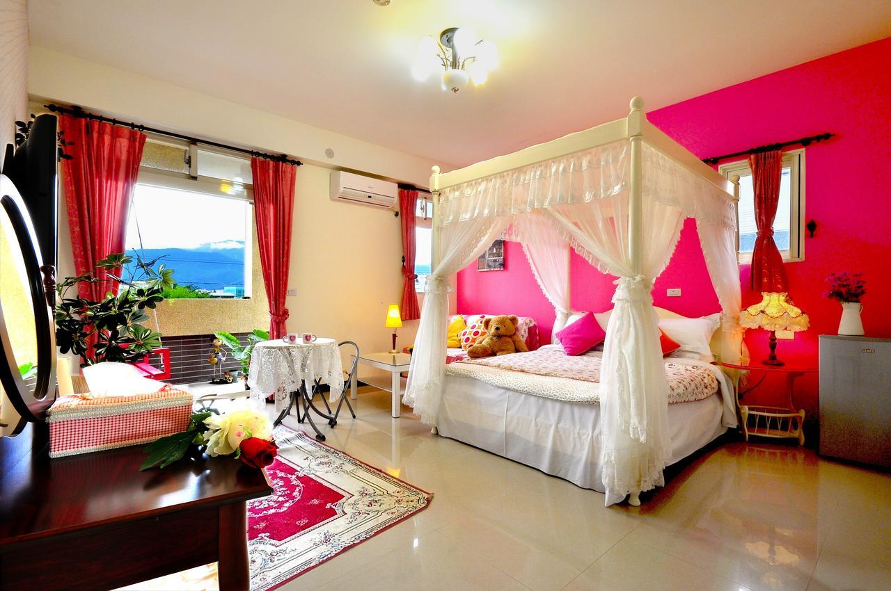 Happy Orange Homestay Yilan Eksteriør bilde