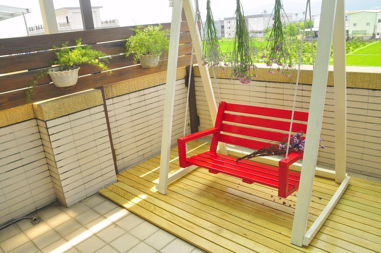 Happy Orange Homestay Yilan Eksteriør bilde