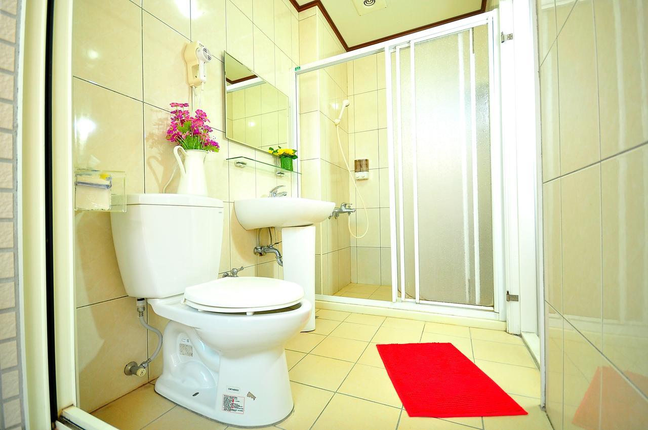 Happy Orange Homestay Yilan Eksteriør bilde